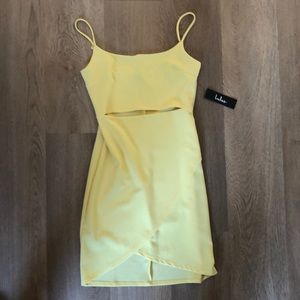 NWT Lulus cut out dress!